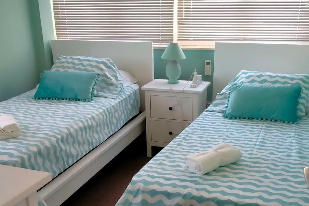 Best Location 2 Bed2 Bath W/Lift In Town! Gibraltar Ngoại thất bức ảnh